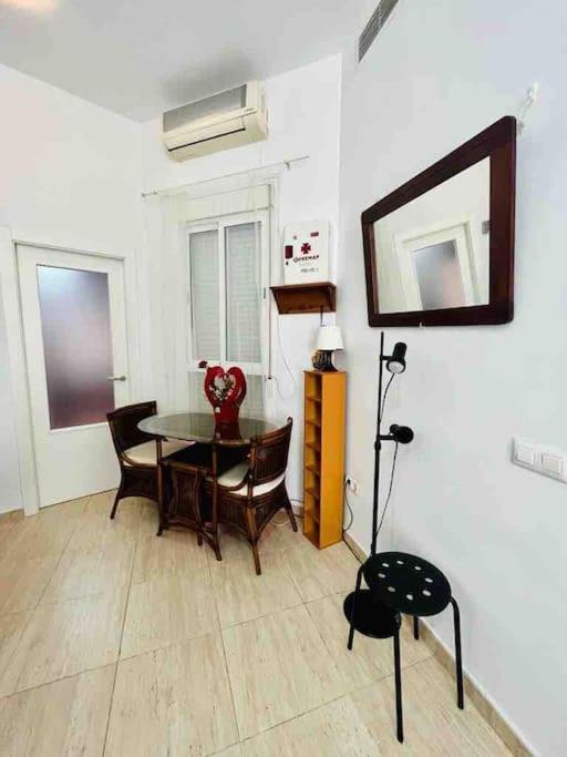 Apartamento Privado En Alameda De Hercules Sevilla Dış mekan fotoğraf